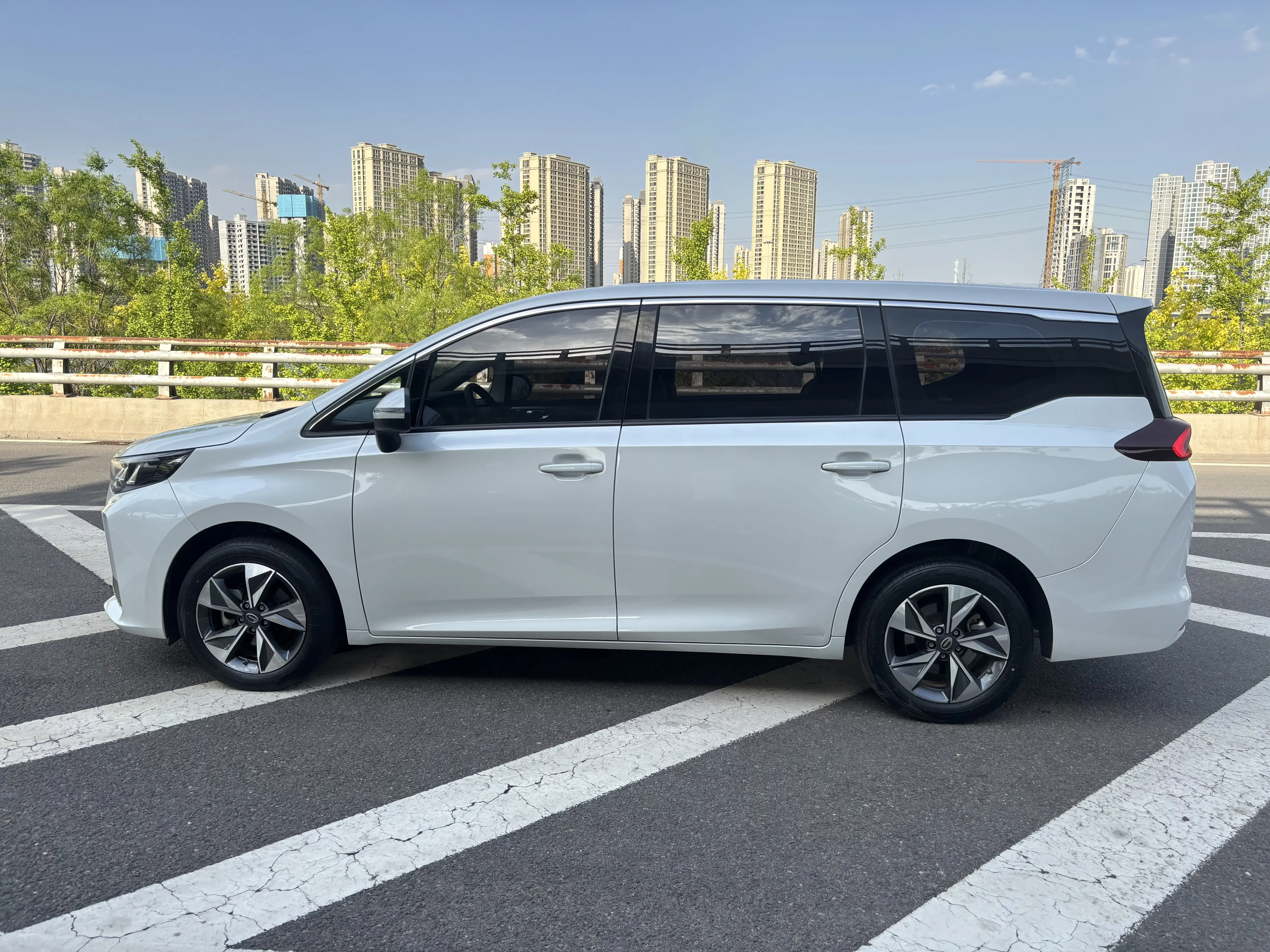 GAC Trumpchi M6