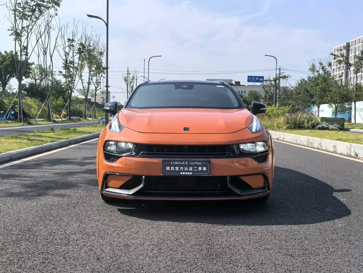 Lynk & Co 02 Hatchback