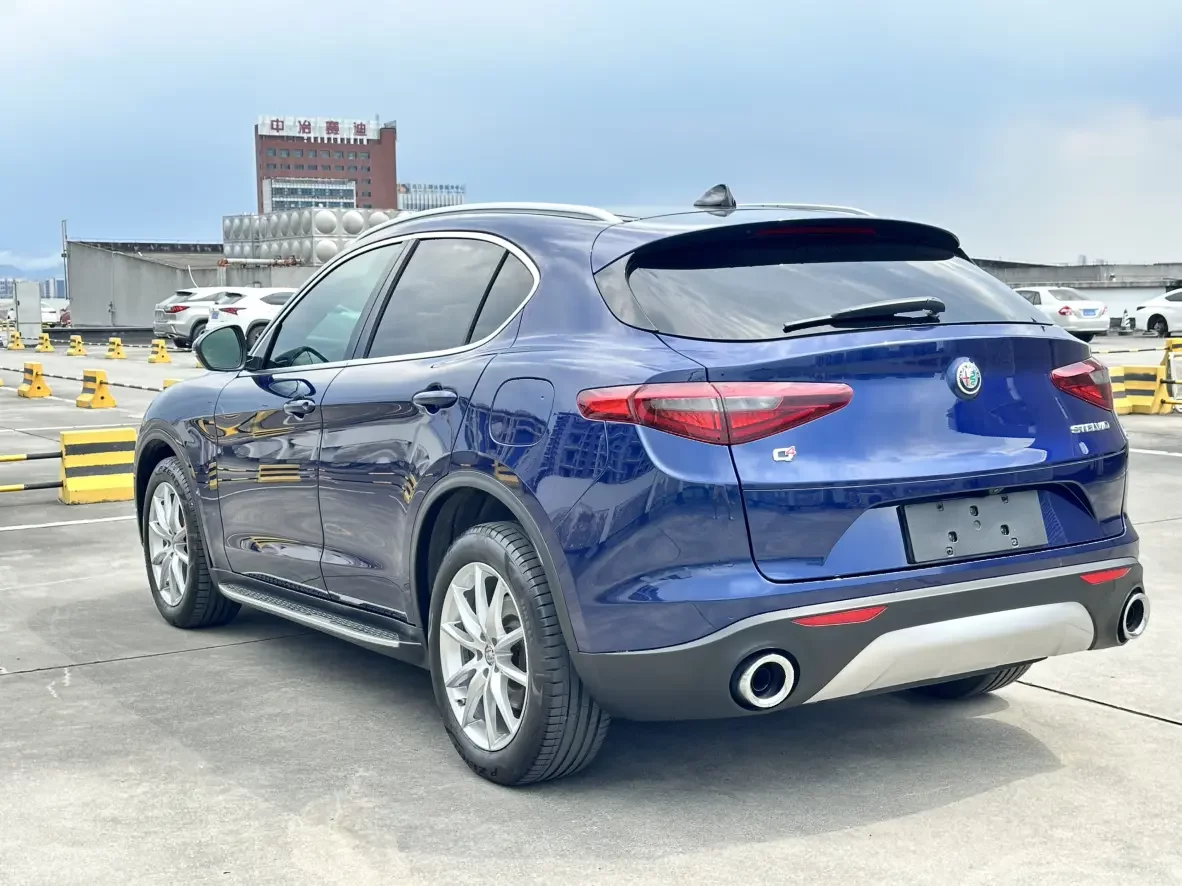 Alfa Romeo Stelvio