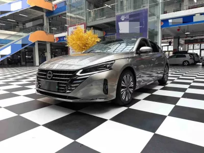 Nissan Teana