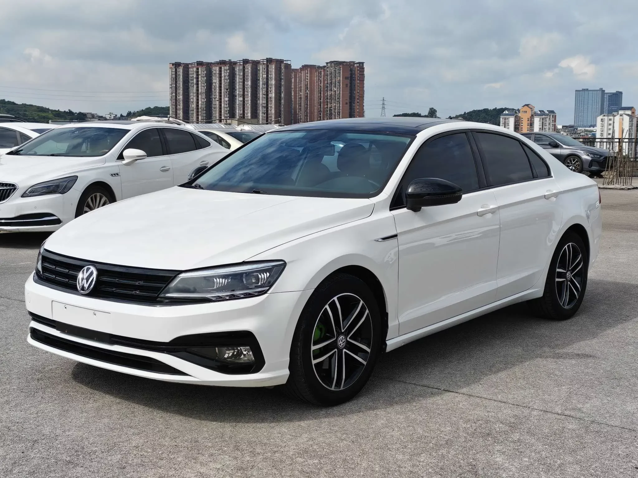 Volkswagen Lamando