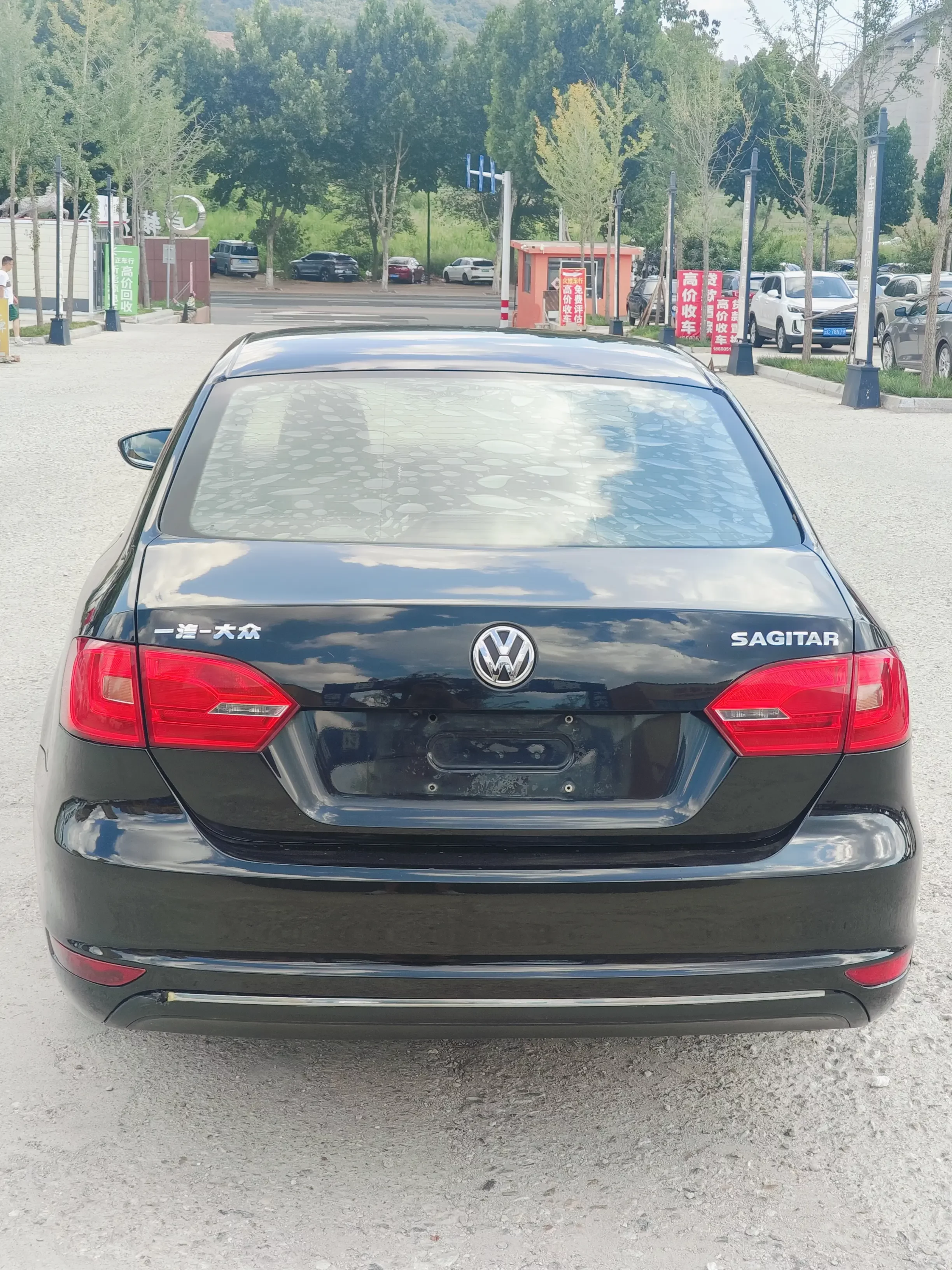 Volkswagen Sagitar
