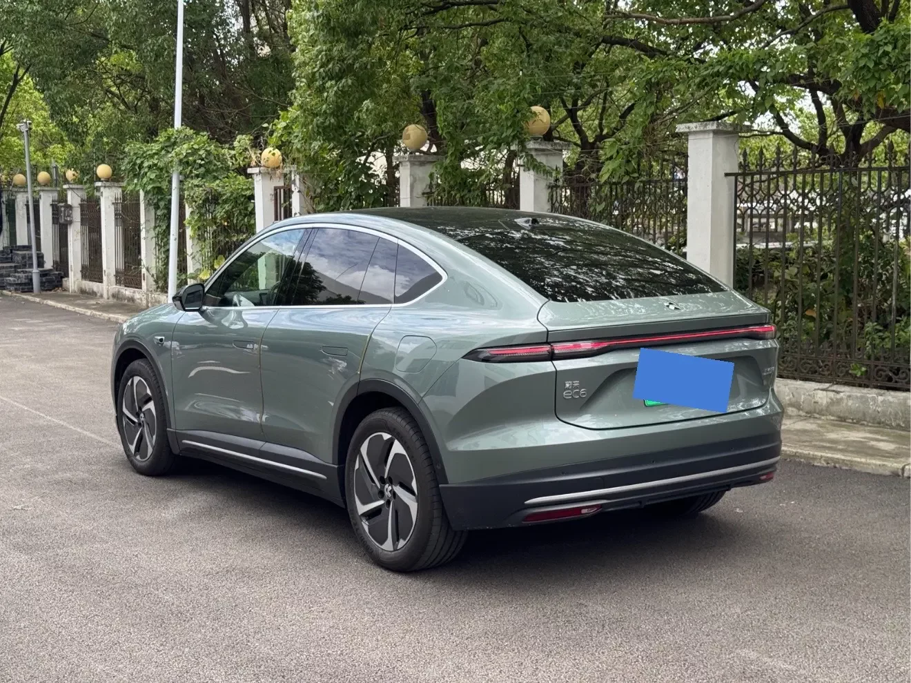 NIO EC6