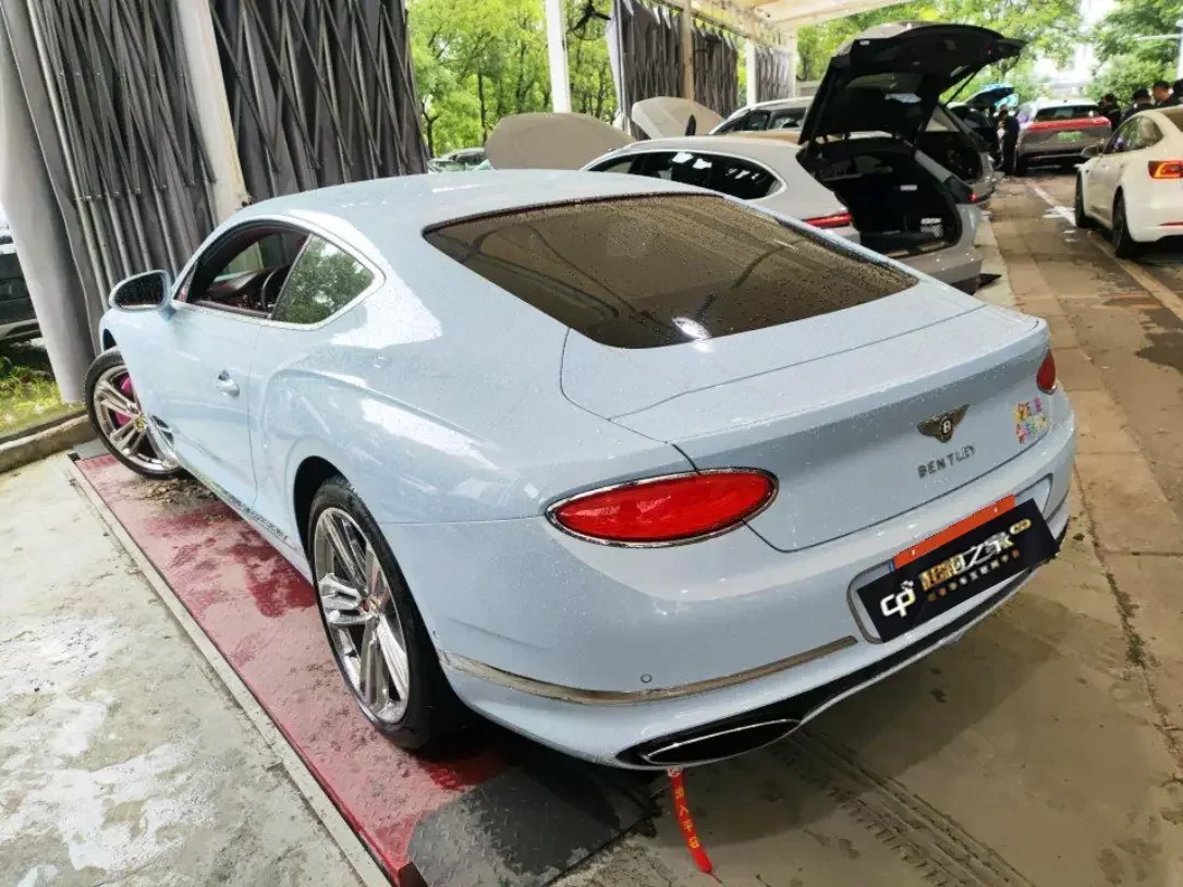 Bentley Continental