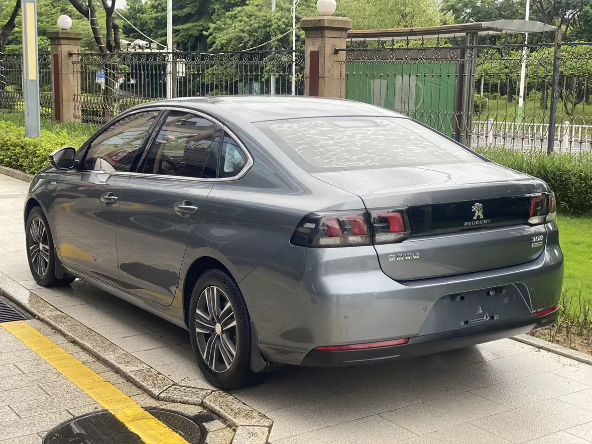 Peugeot 308