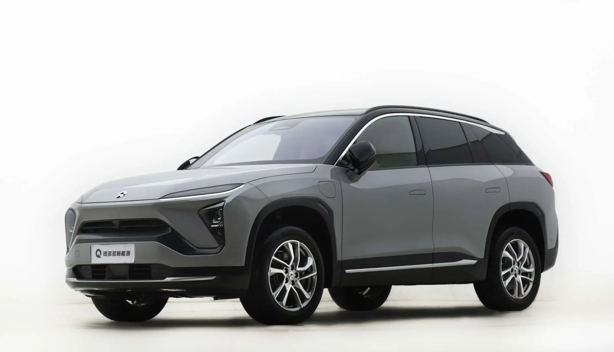 NIO ES6