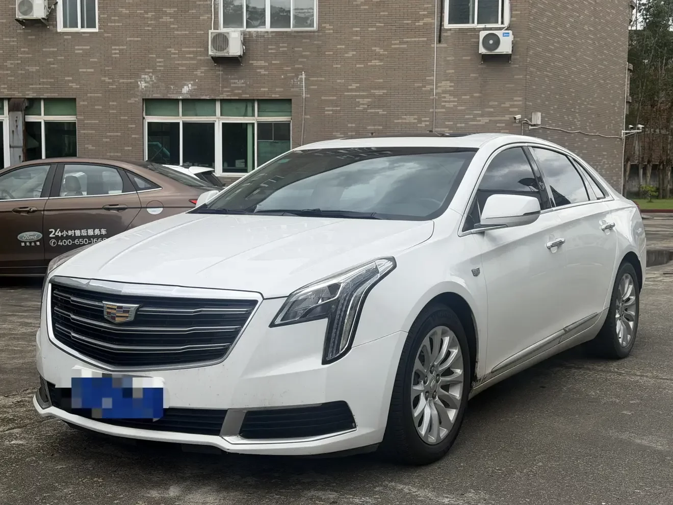 Cadillac XTS