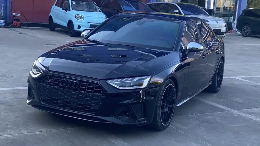 Audi S4