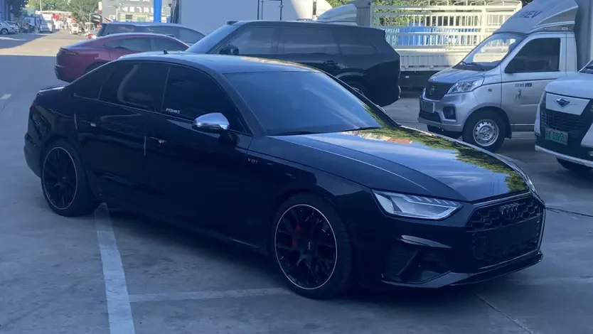 Audi S4