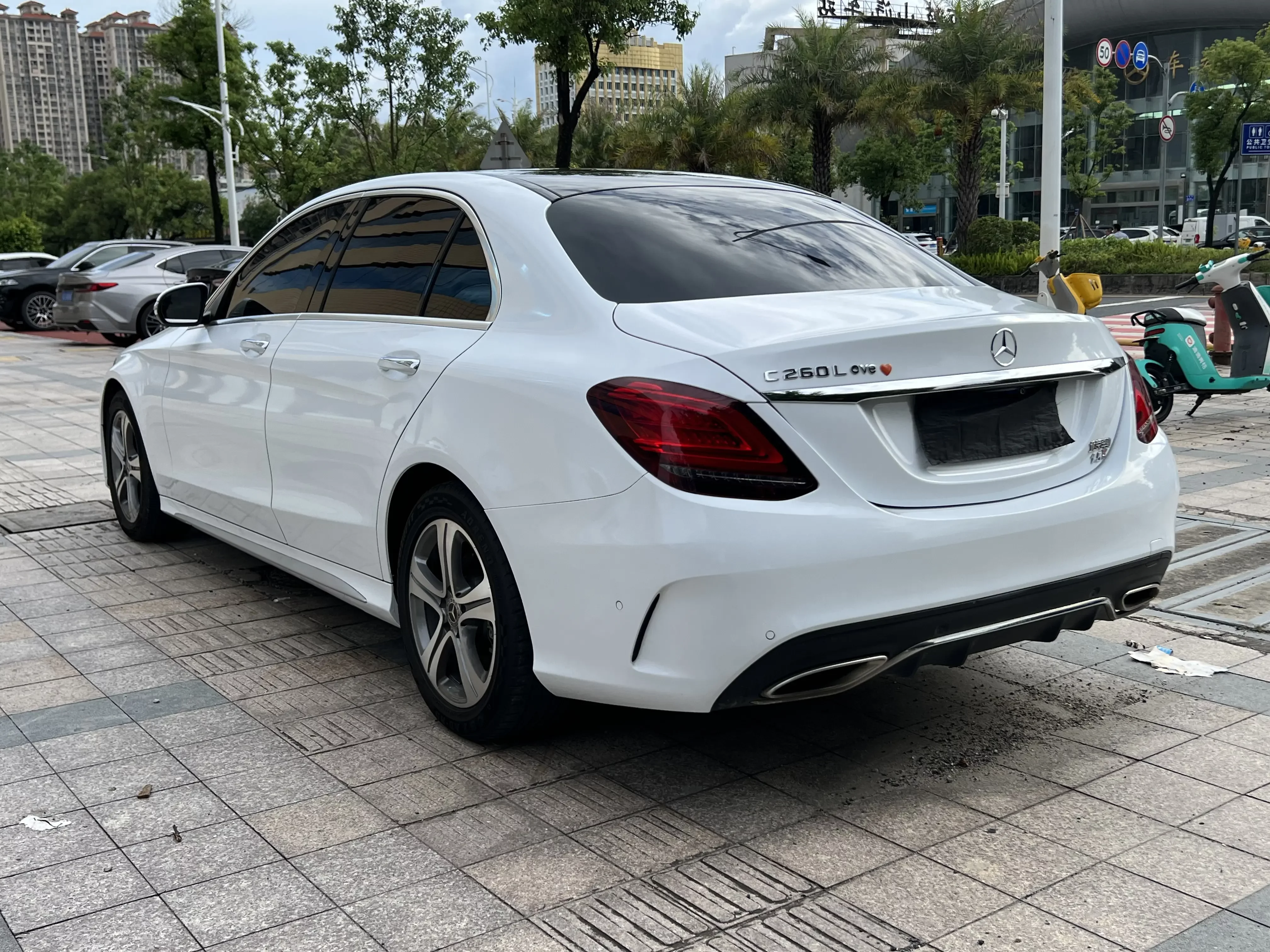 Mercedes-Benz C Class