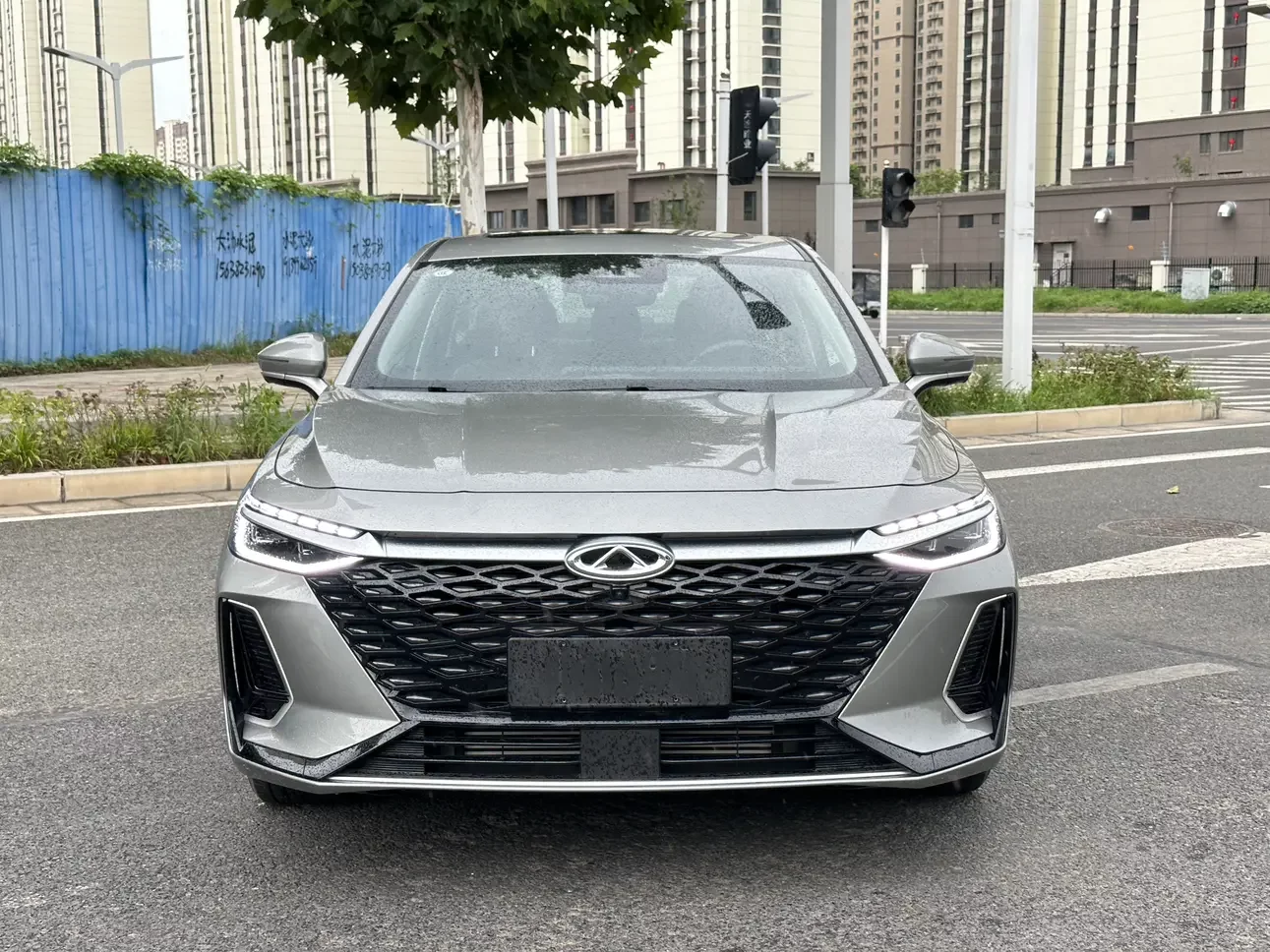 Chery Arrizo 8