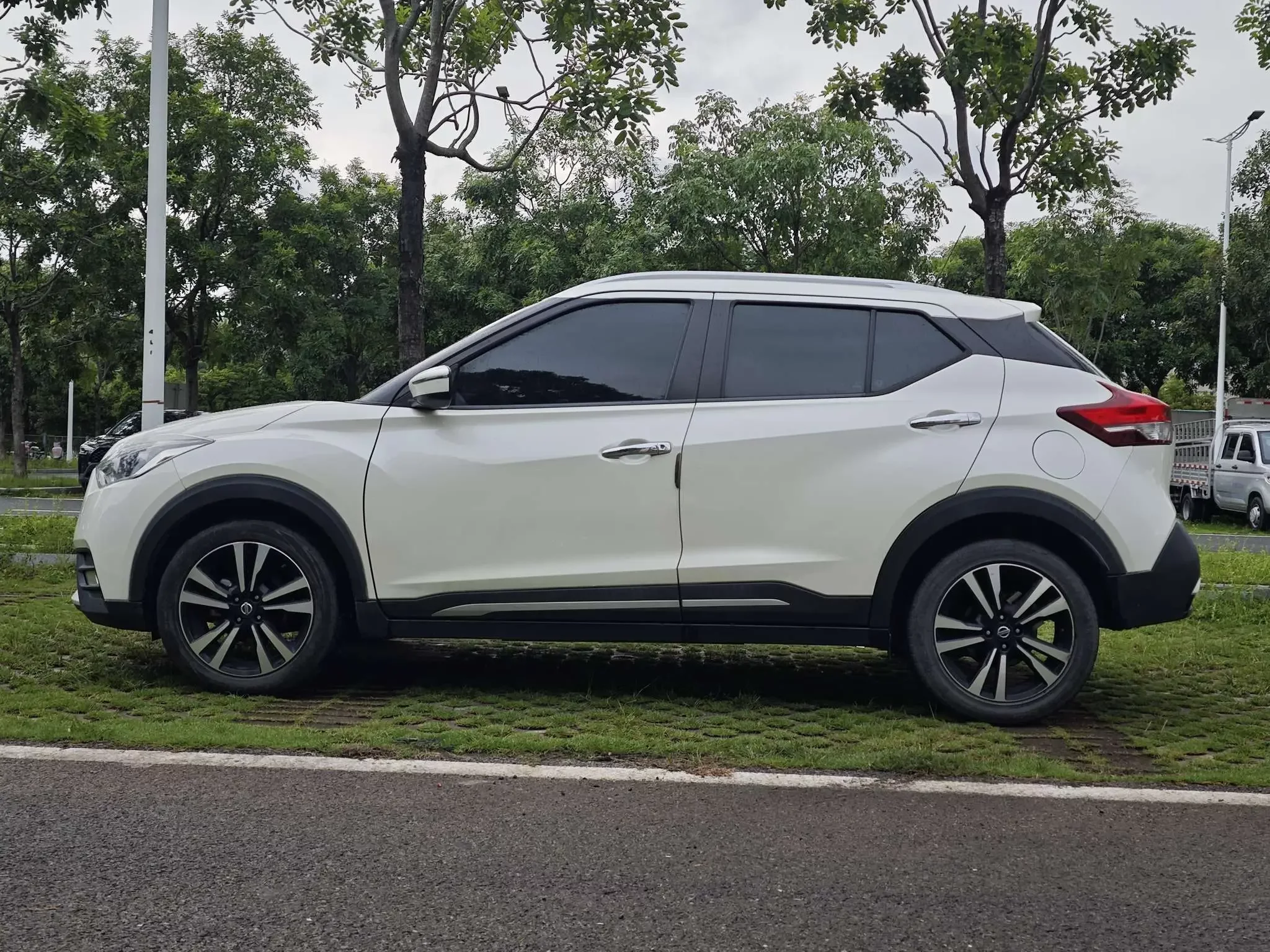 Nissan Jinke