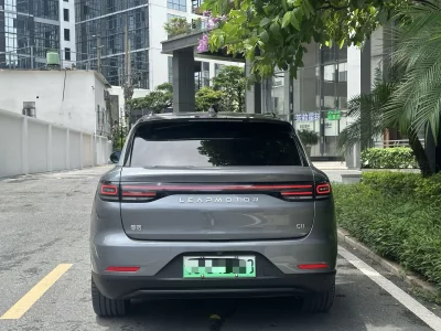 Leapmotor C11