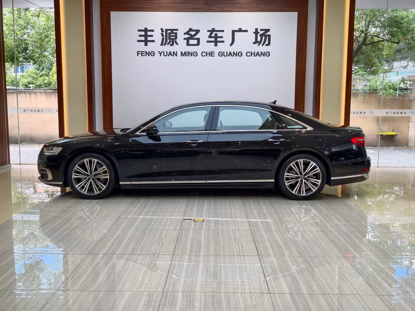 Audi A8