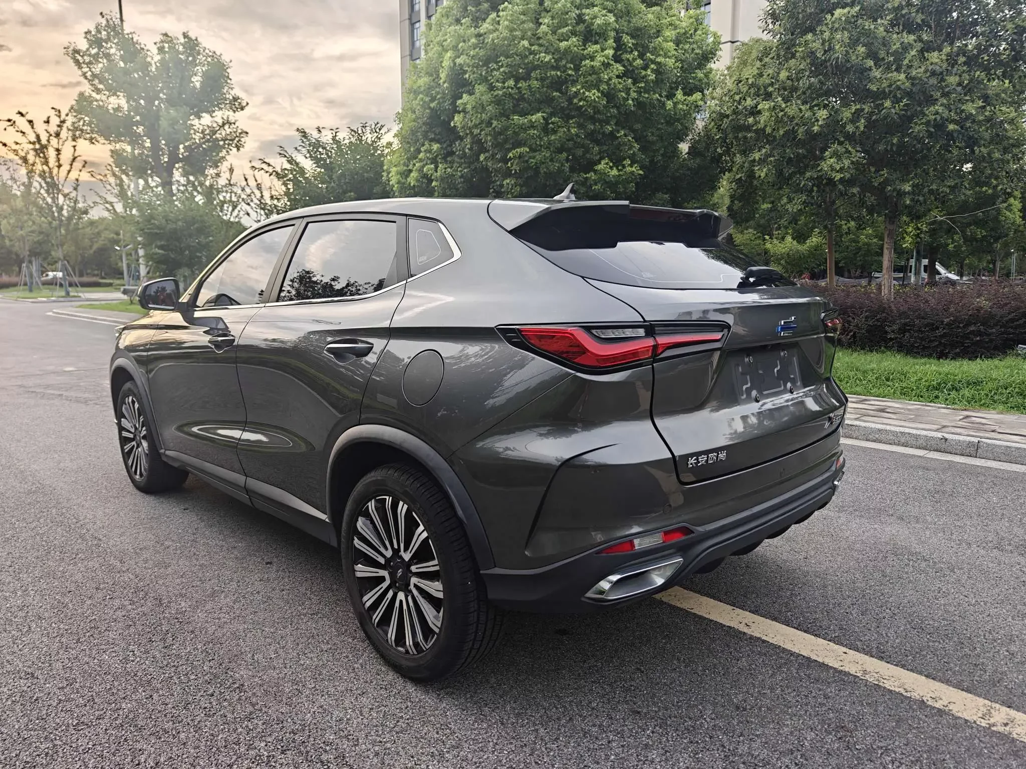 Oshan Changan Auchan X5