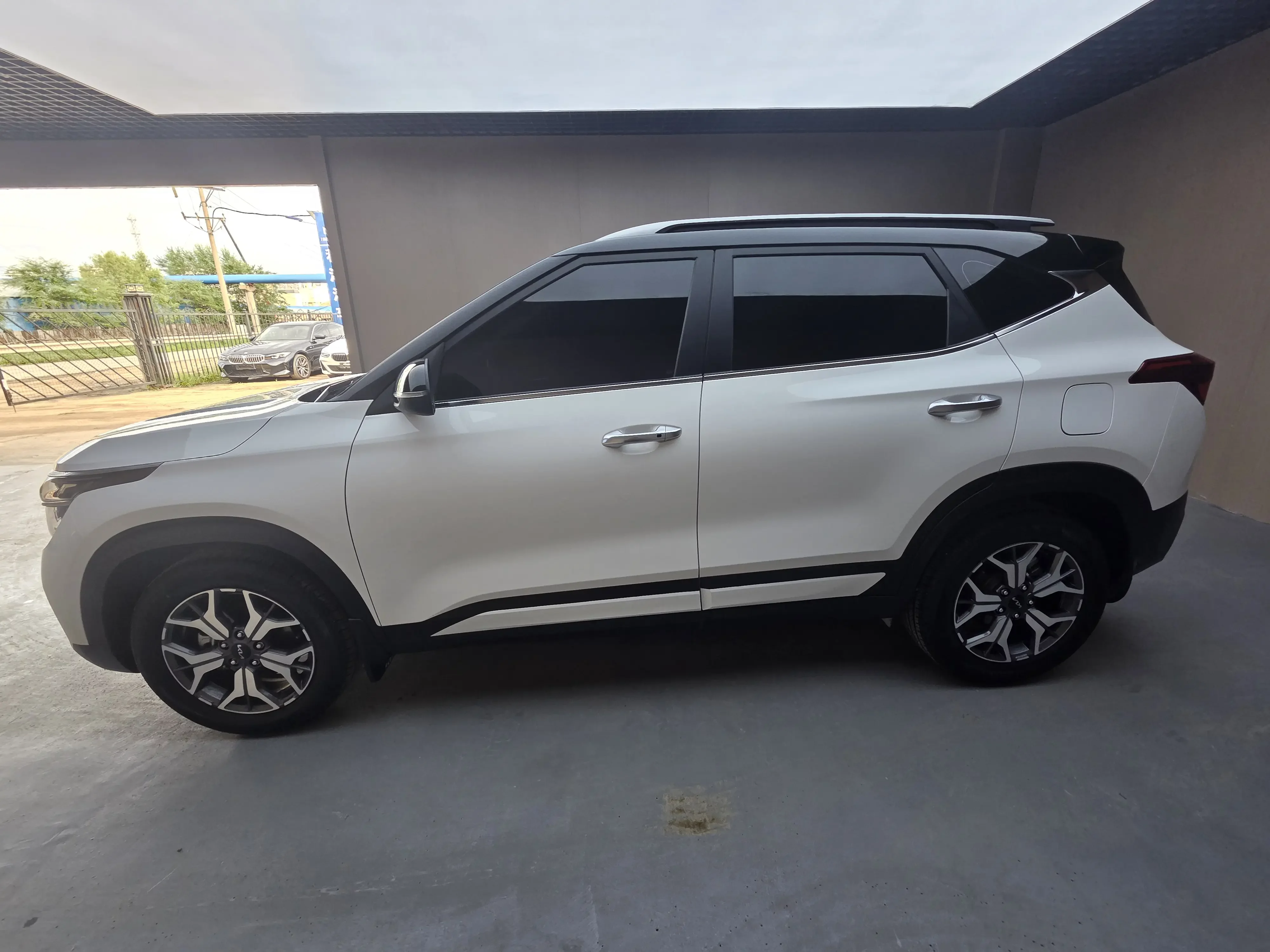 Kia Run proudly