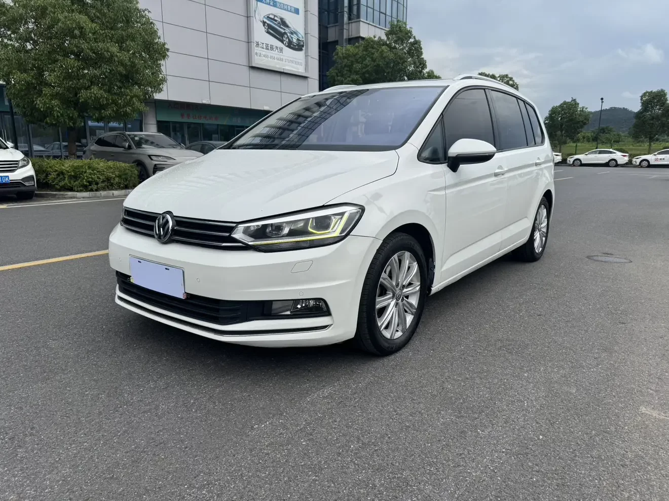 Volkswagen Touran L