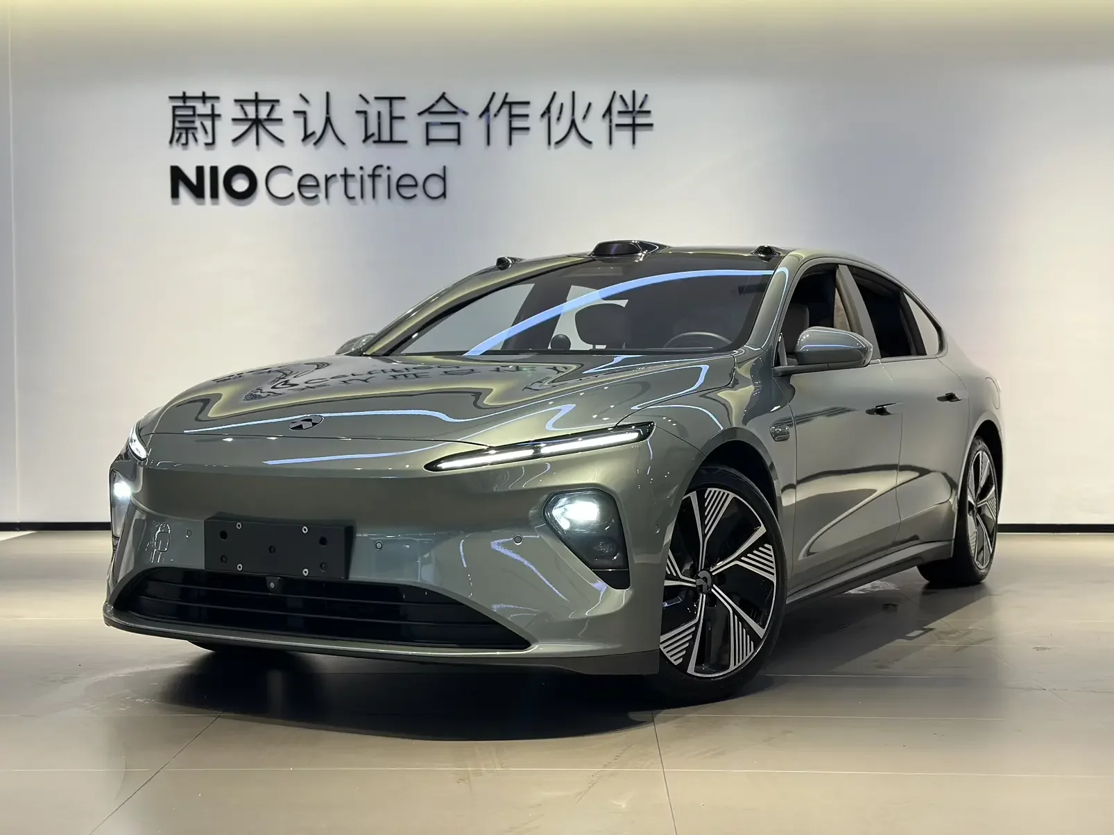NIO ET7
