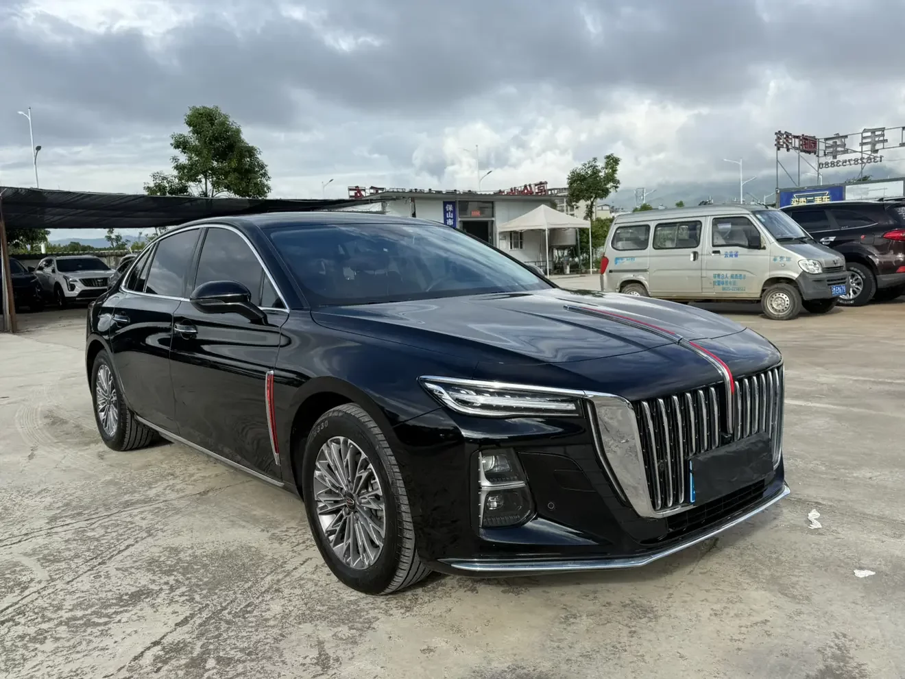 Hongqi H5