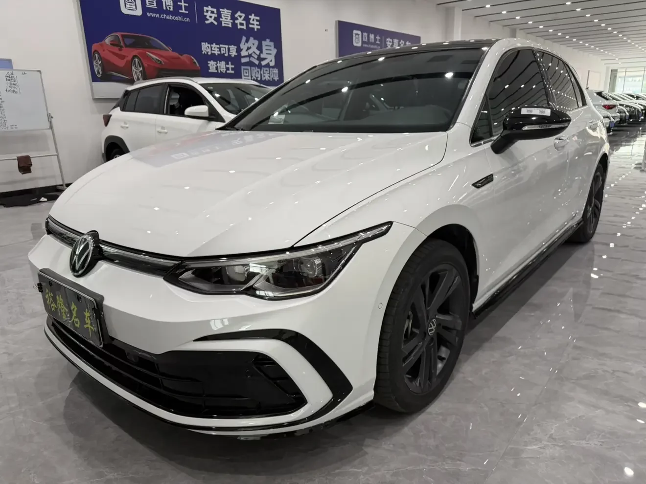 VOLKSWAGEN GOLF