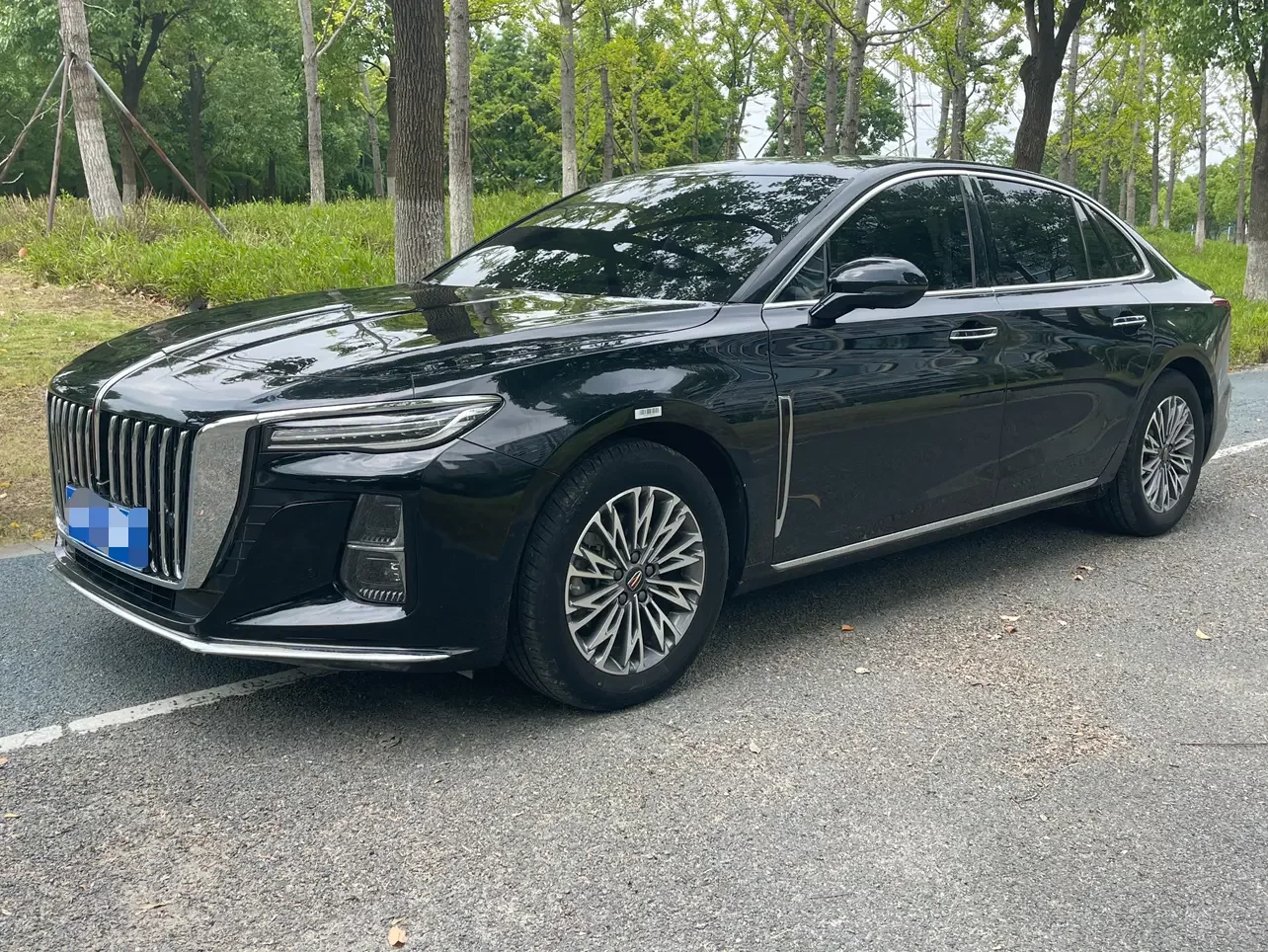 Hongqi H5