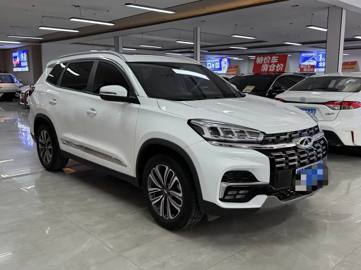 Chery Tiggo 8