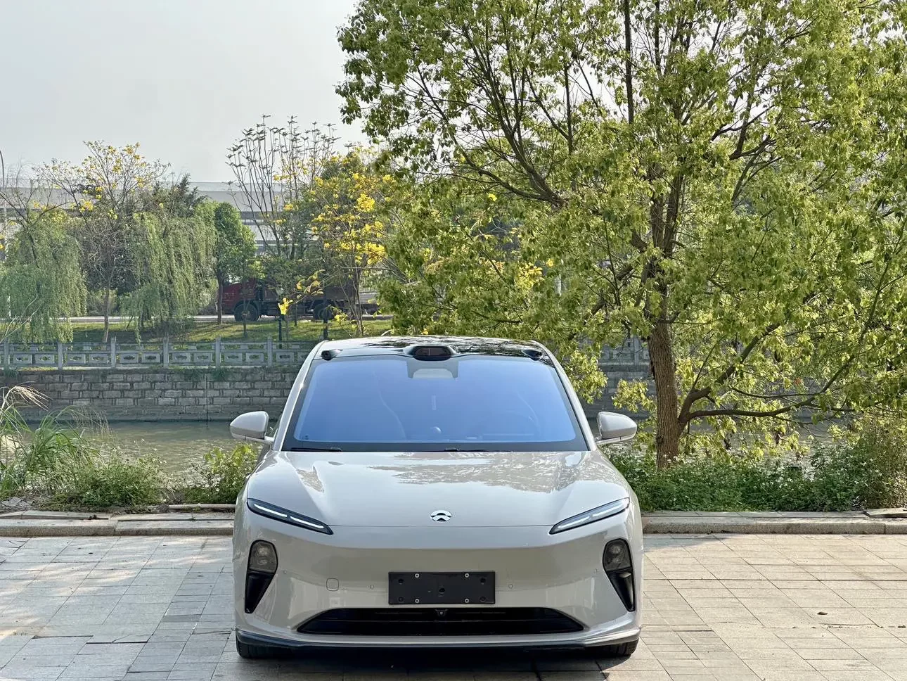 NIO ET5
