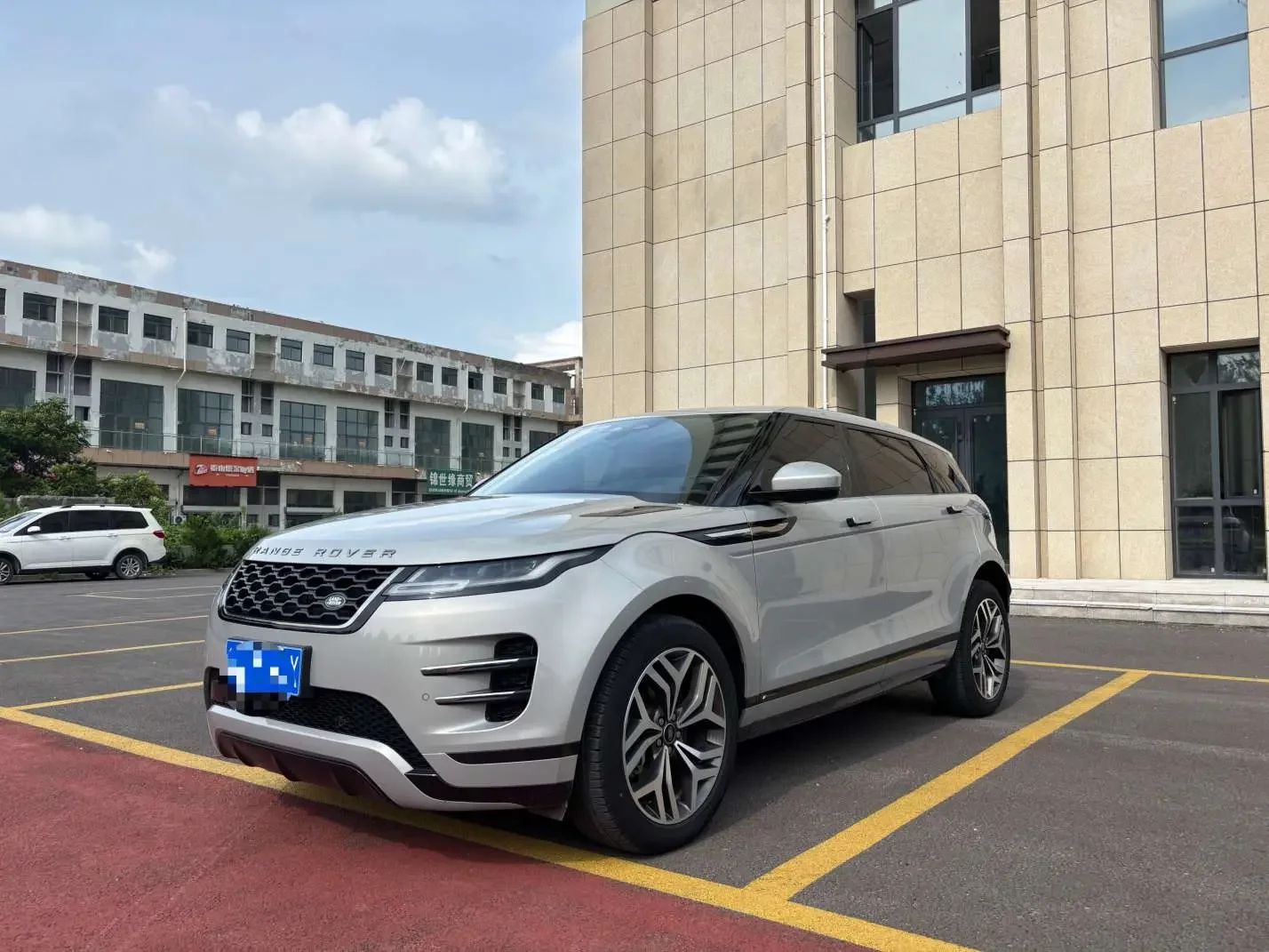 LAND ROVER RANGE ROVER EVOQUE
