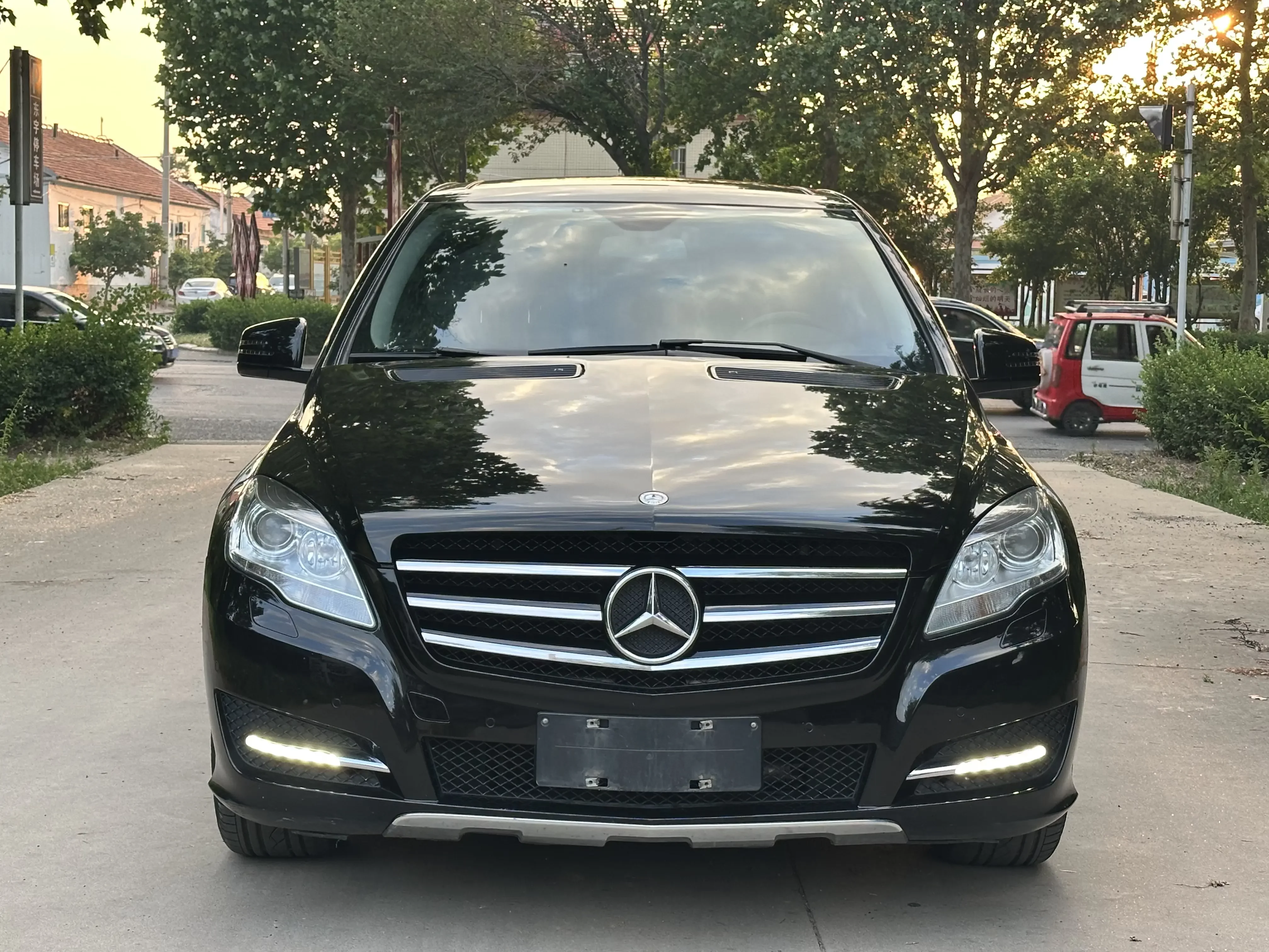 Mercedes-Benz R-Class
