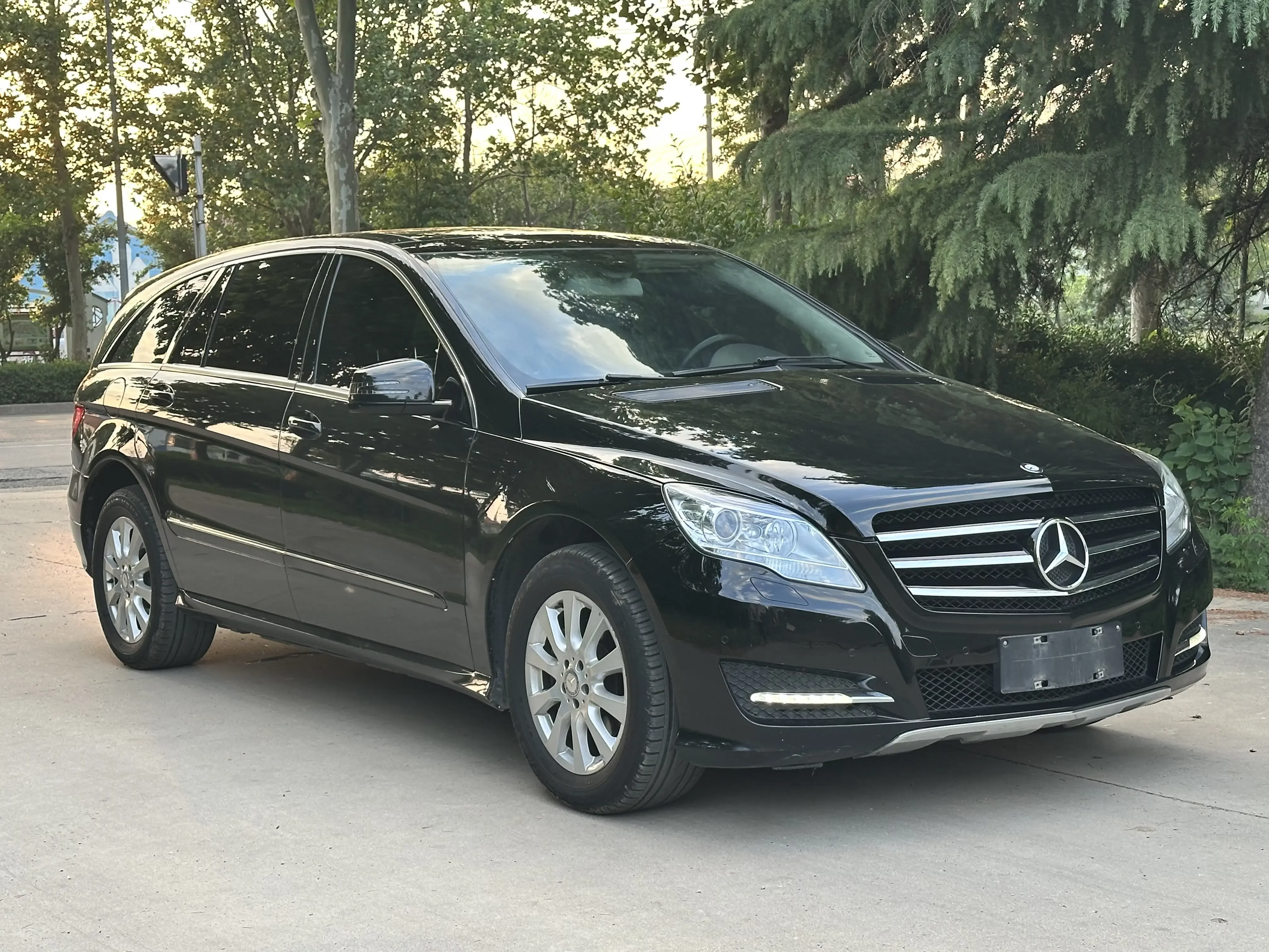 Mercedes-Benz R-Class