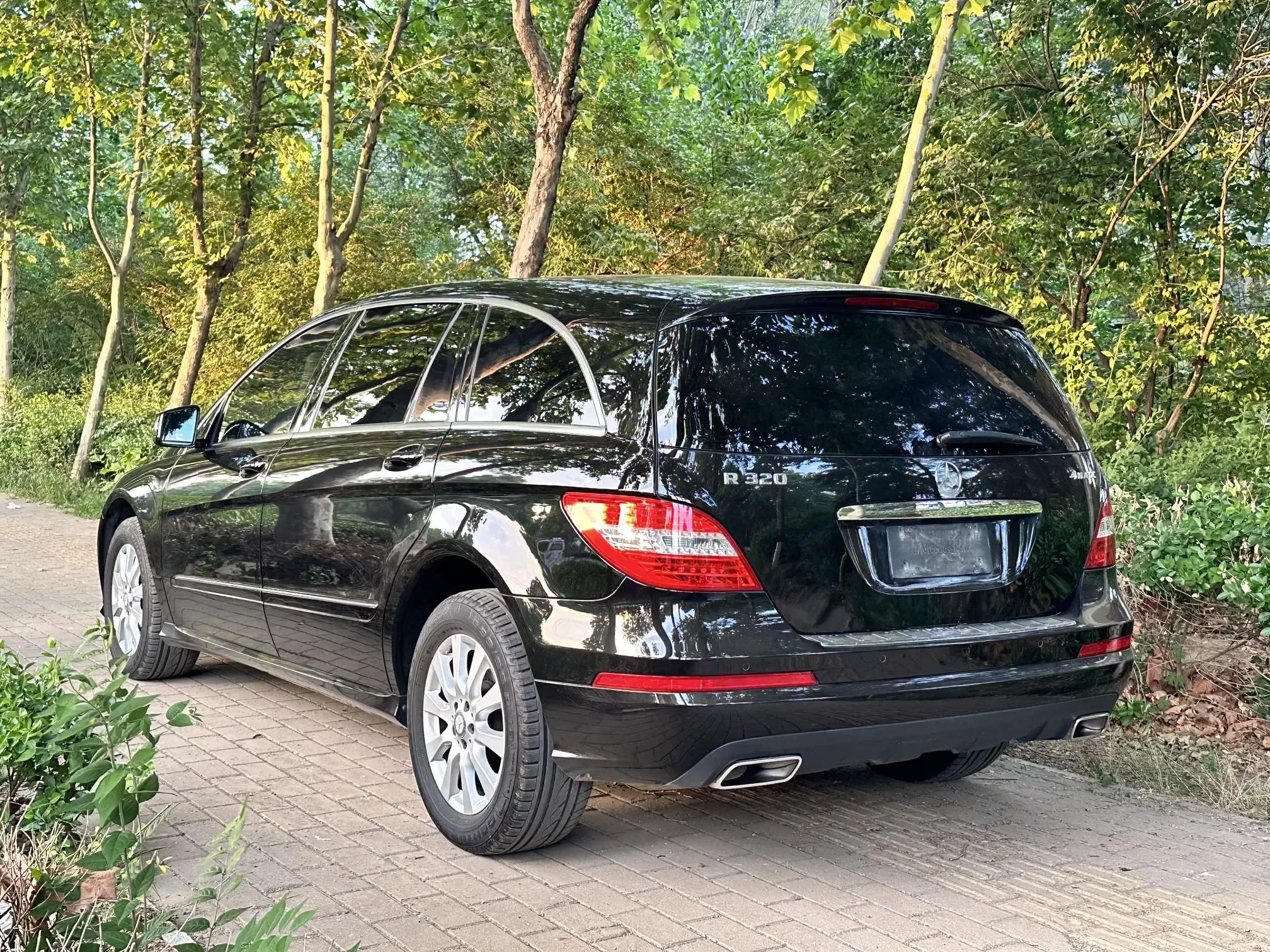 Mercedes-Benz R-Class