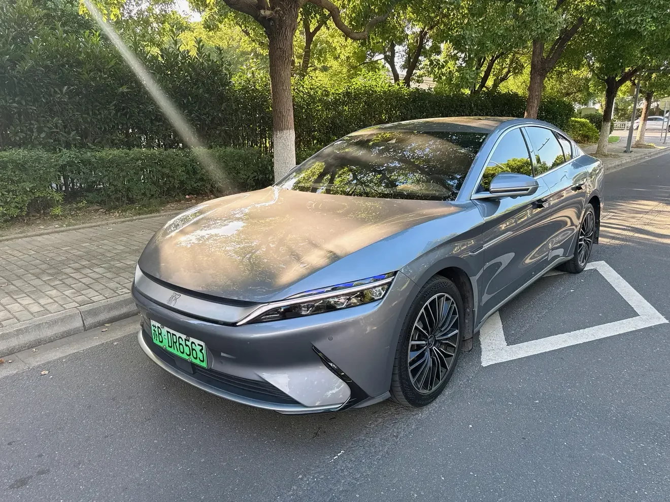 BYD Han EV