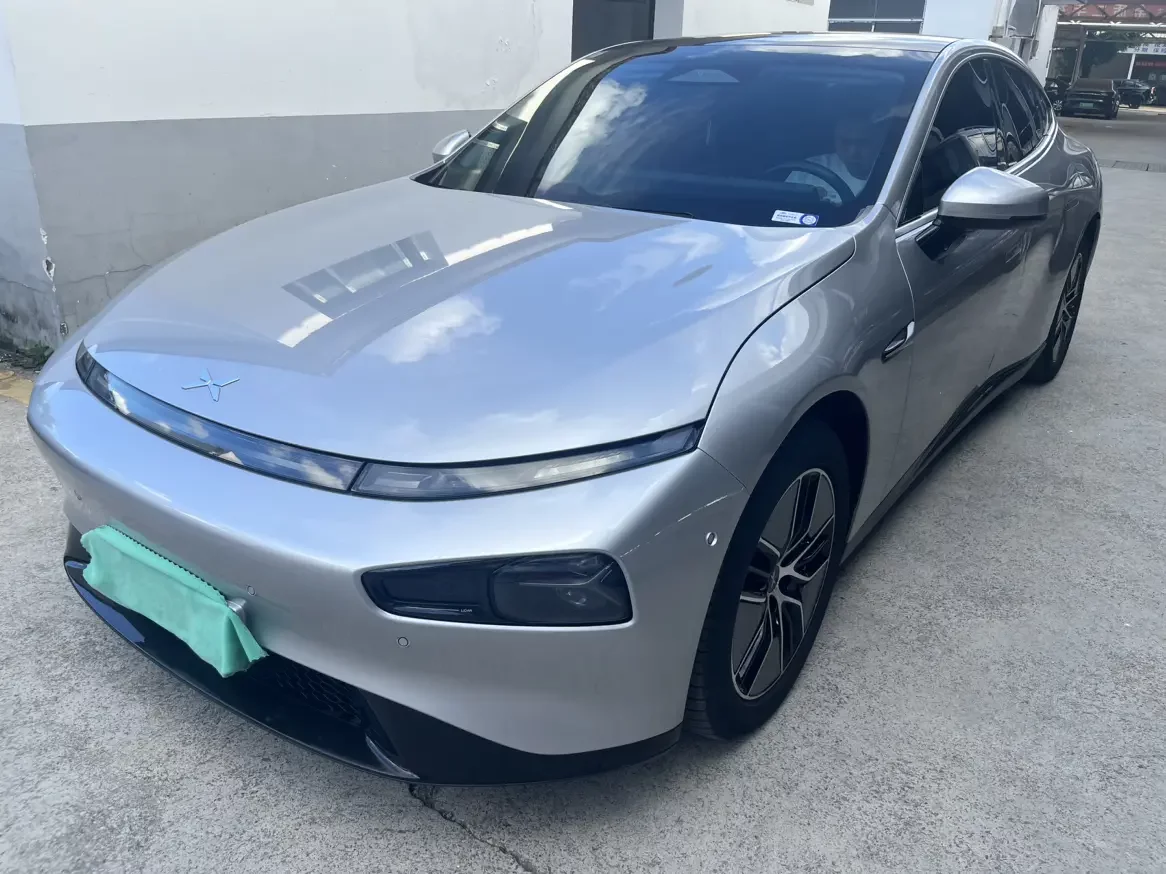 XPeng P7