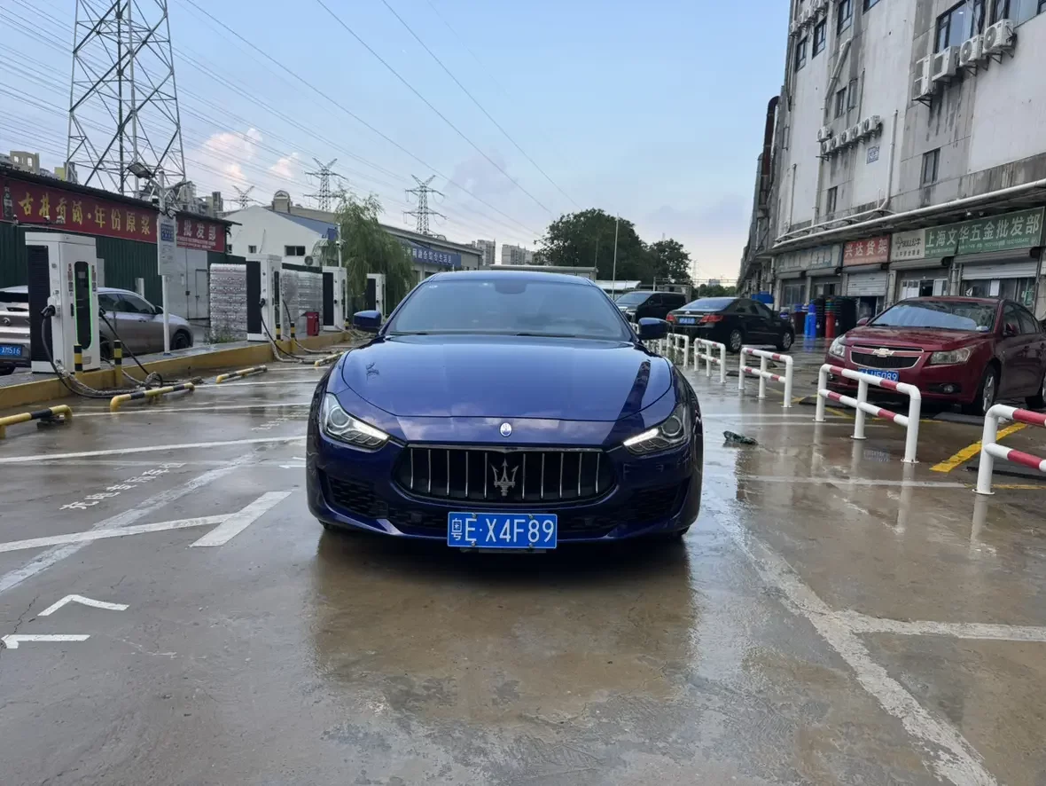 Maserati Ghibli