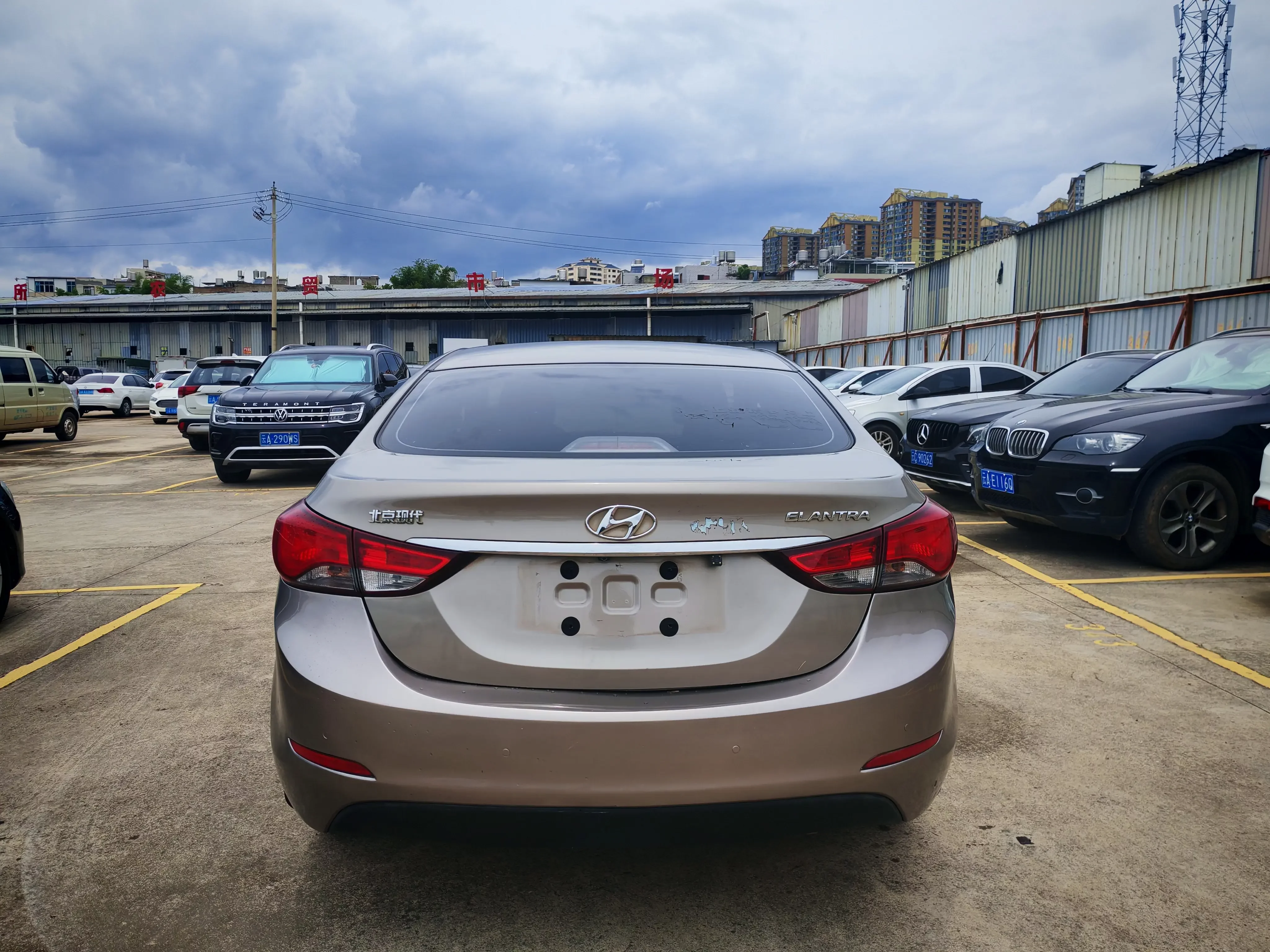 Hyundai Elantra