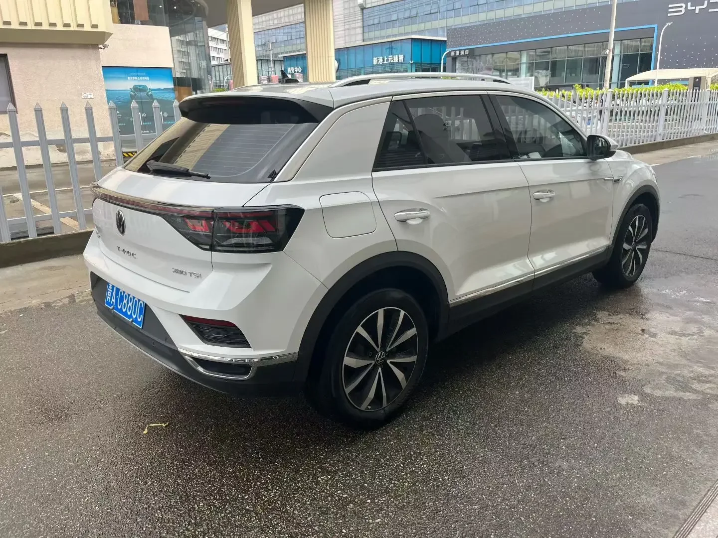 Volkswagen T-Roc