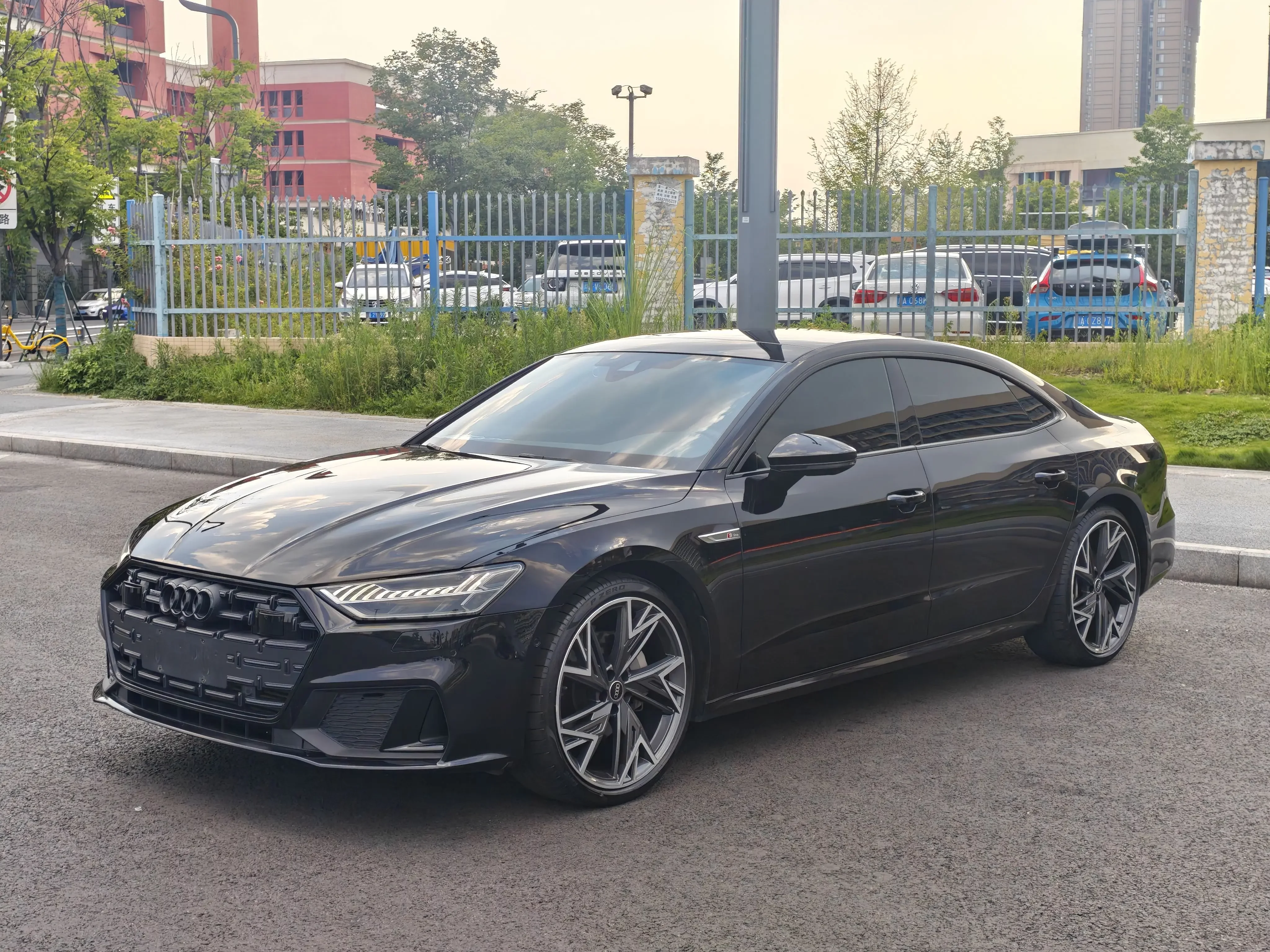 Audi A7L