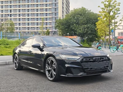 Audi A7L