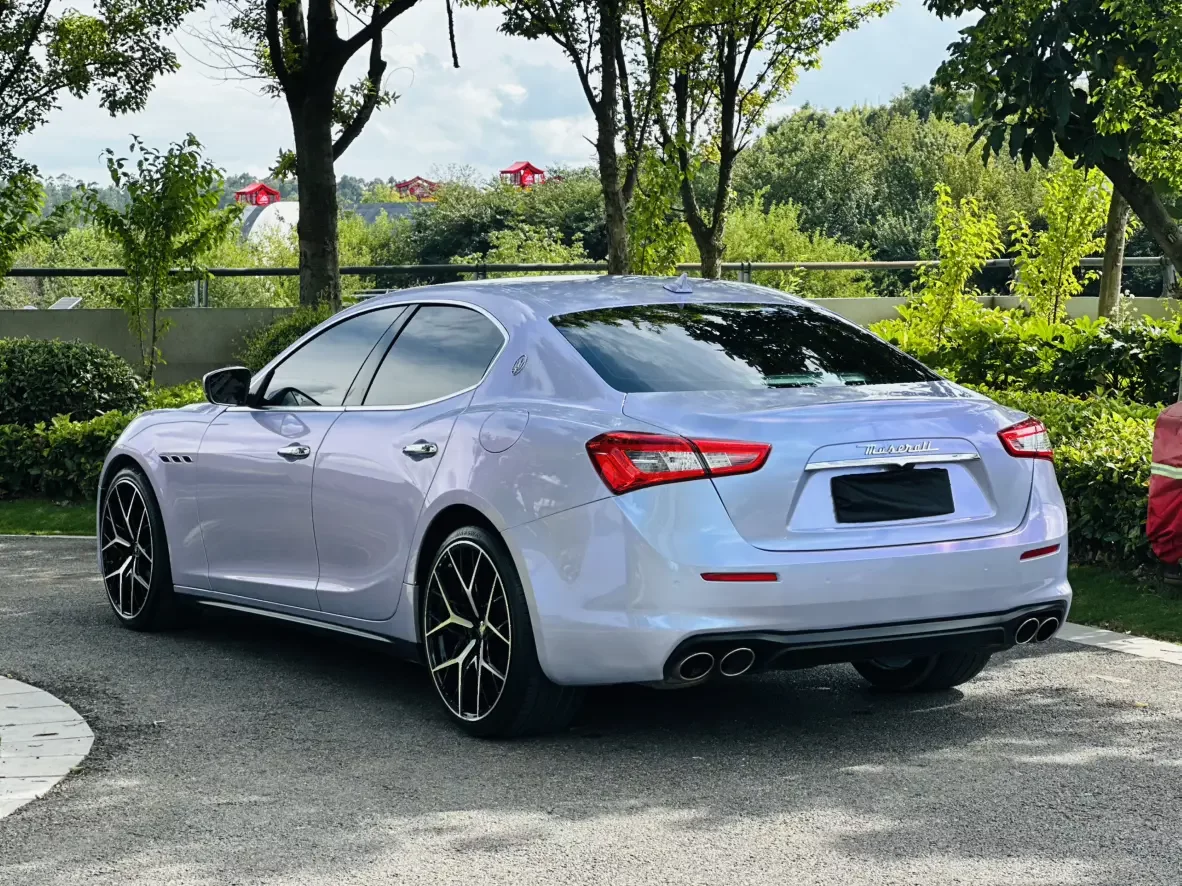 Maserati Ghibli