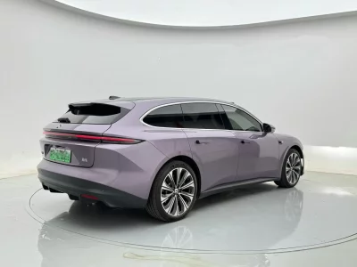 NIO ET5T