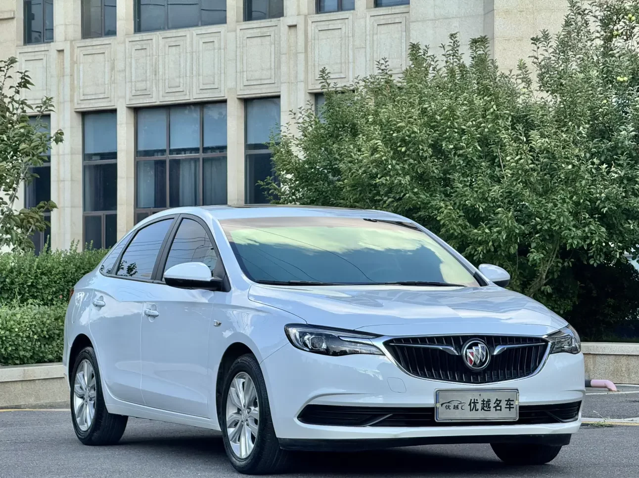 Buick Yinglang