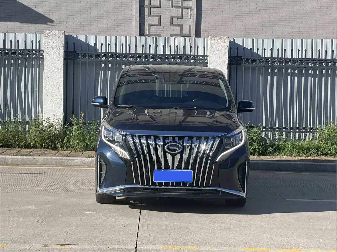 GAC Trumpchi M8