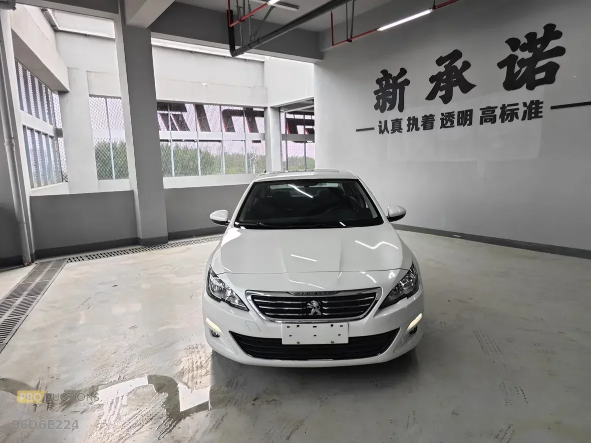 Peugeot 408