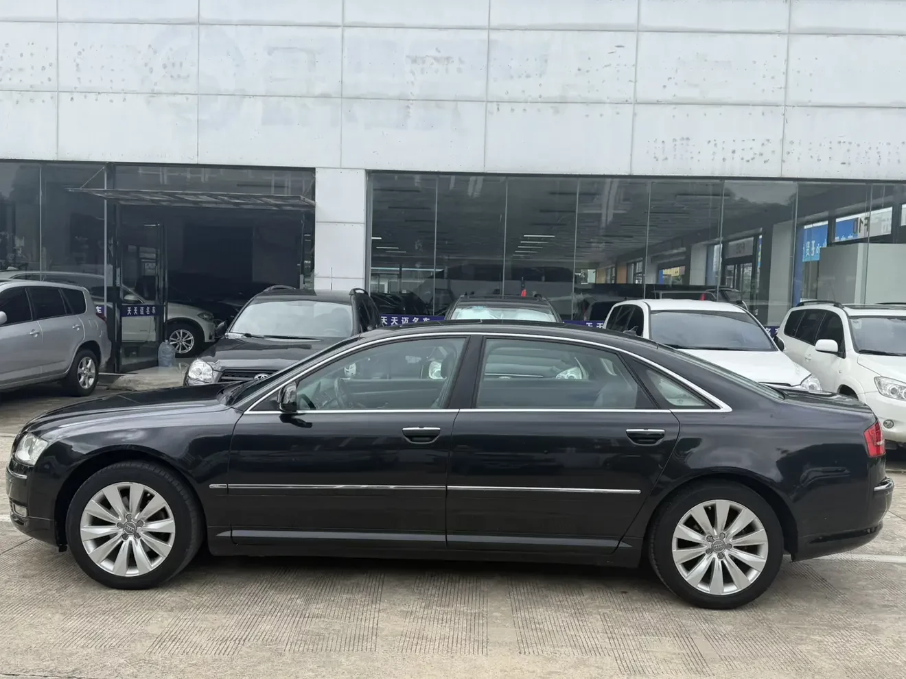 Audi A8