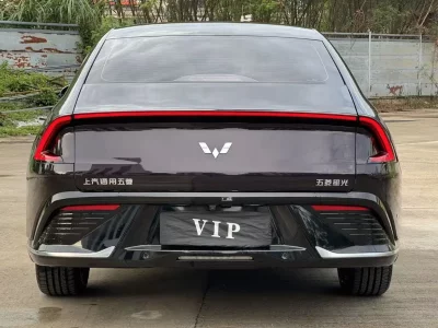 Wuling Starlight PHEV