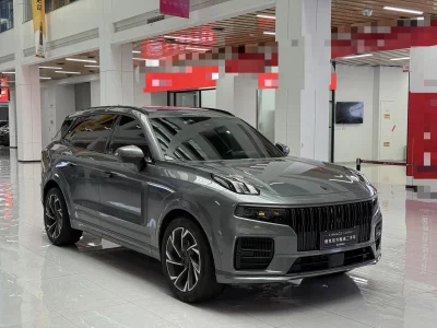 Lynk & Co 09