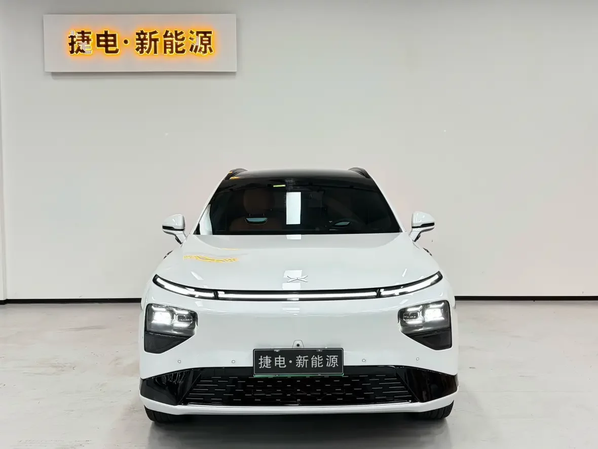 XPeng G9