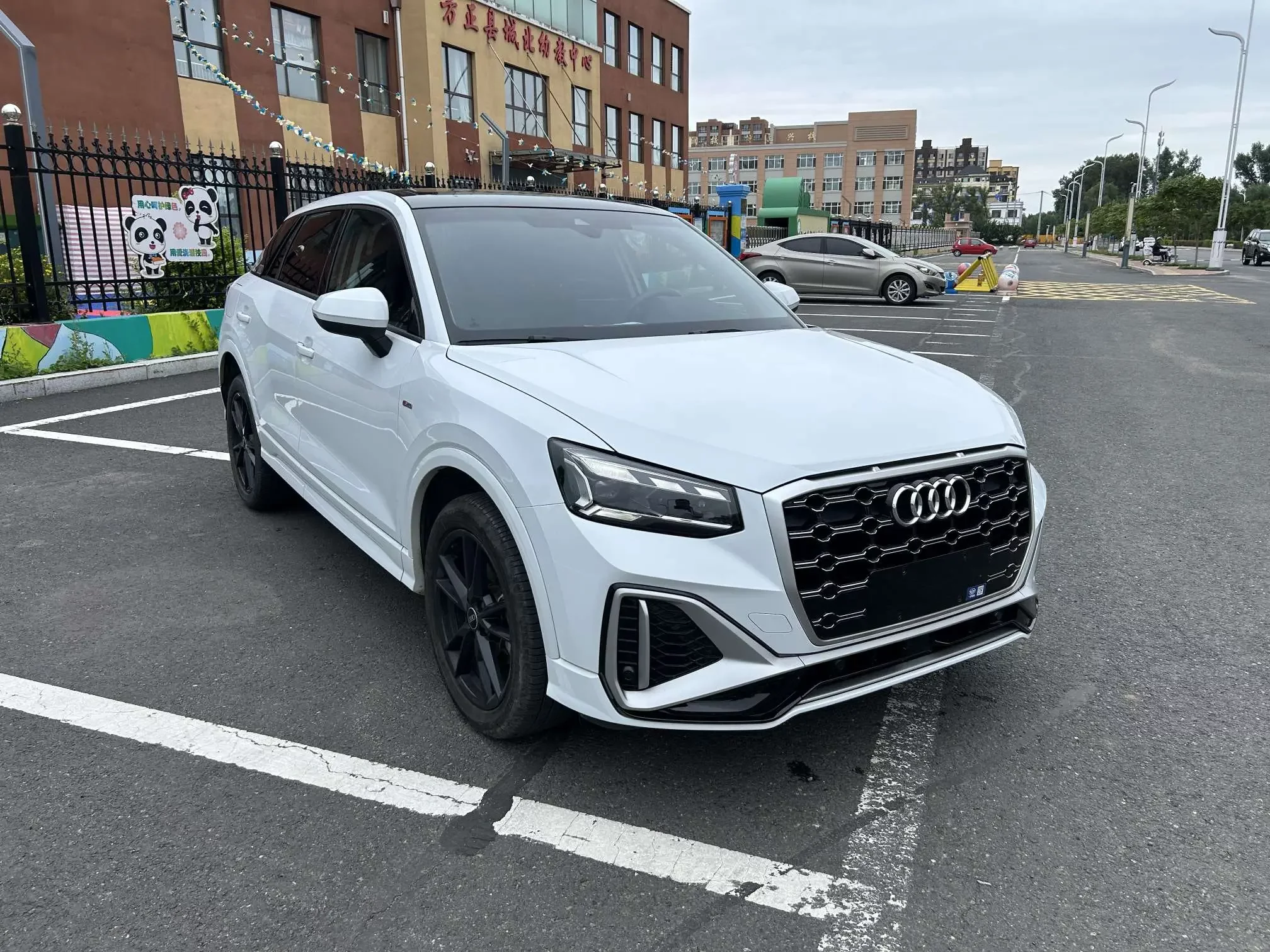 Audi Q2L