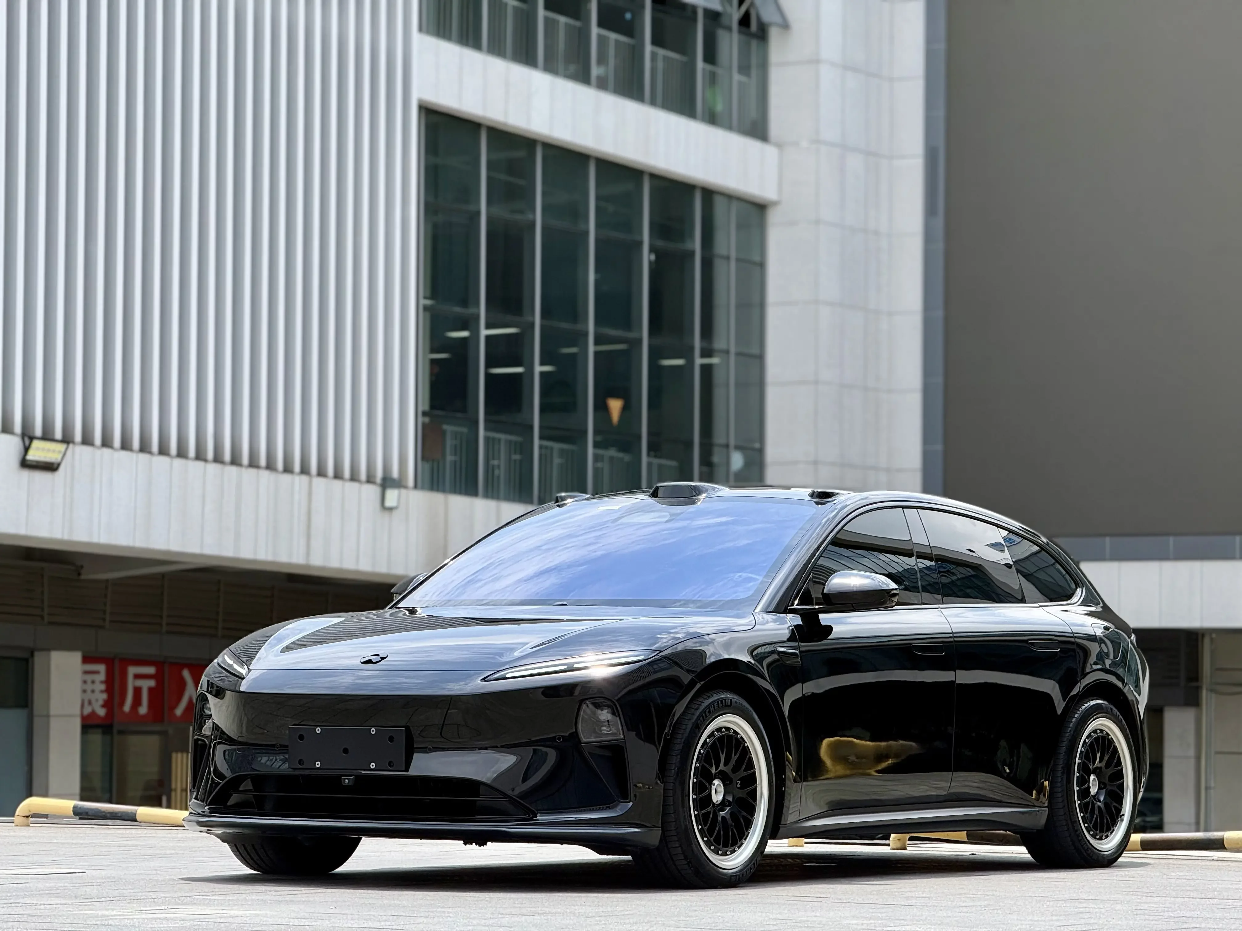 NIO ET5T