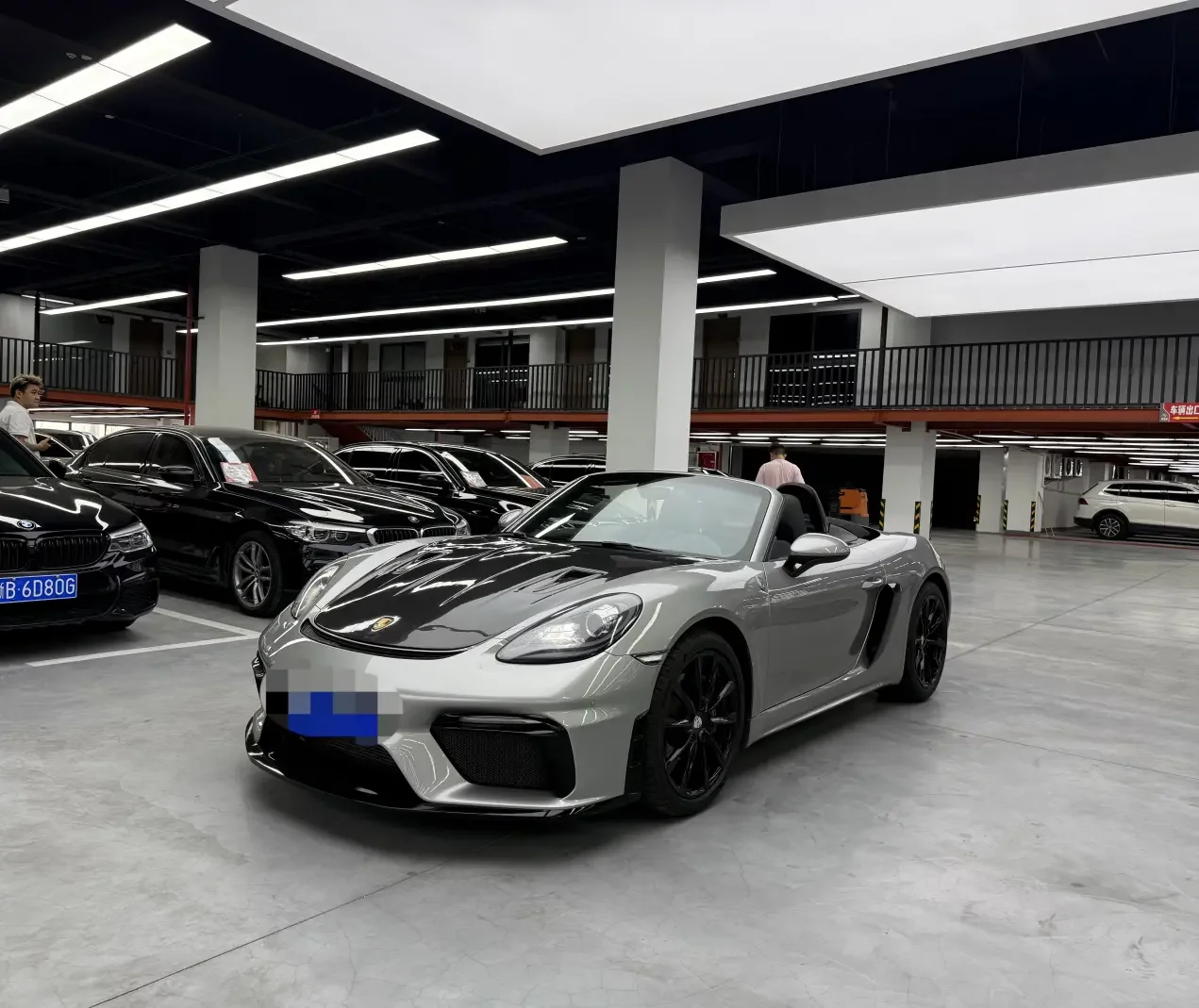 Porsche 718